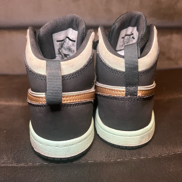 Nike Air Jordan 1 Retro High GG Mint Foam Green Gold Size 10C - Picture 4 of 6